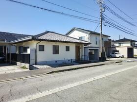 富山県高岡市立野美鳥町３丁目