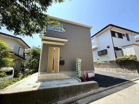 神奈川県横須賀市粟田１丁目