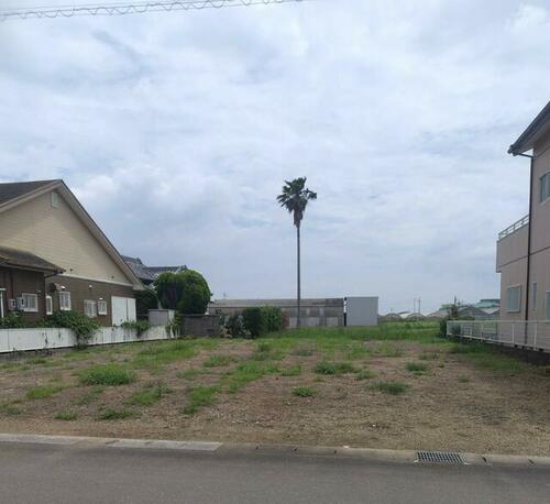 Land, Tahara, Aichi
