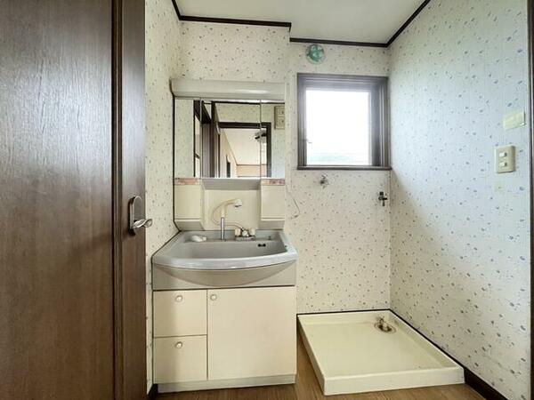 detached 栃木県河内郡上三川町大字上蒲生

地図を見る