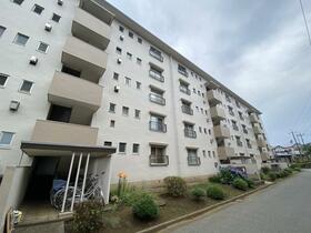 高塚団地１街区６号棟