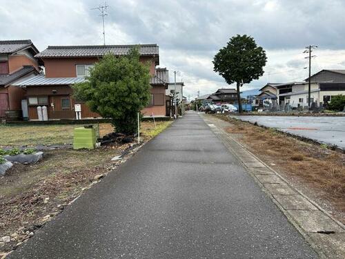 Land, Ono Town, Gifu