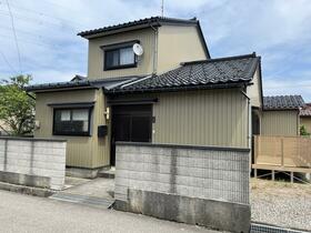 富山県高岡市中曽根