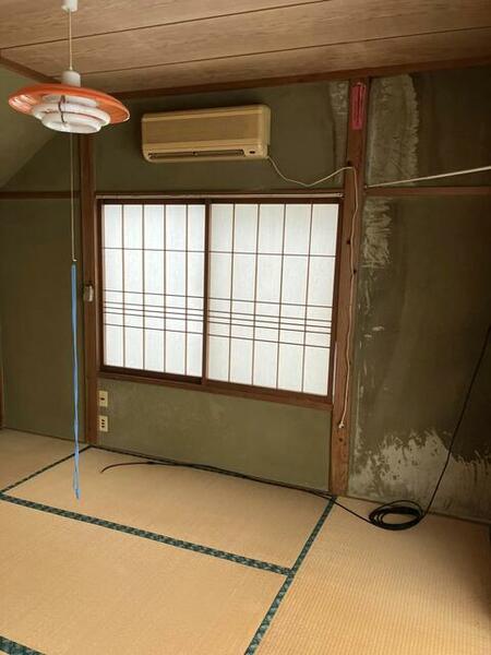 detached 山形県長井市清水町１丁目

地図を見る