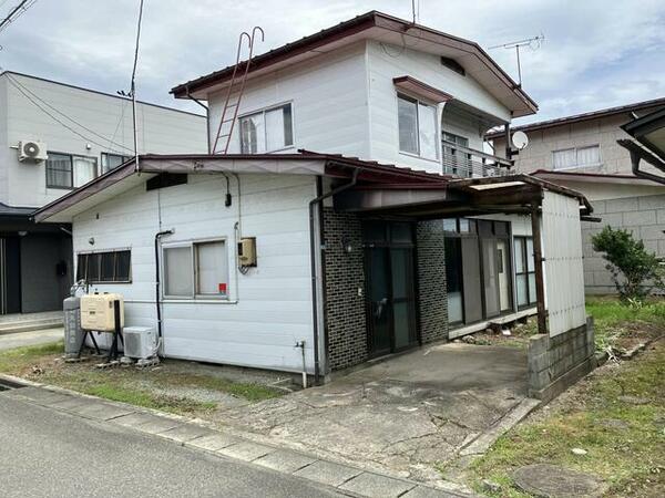 detached 山形県長井市清水町1丁目
地図を見る