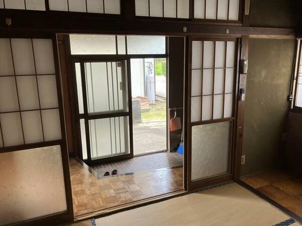 detached 山形県長井市清水町１丁目

地図を見る