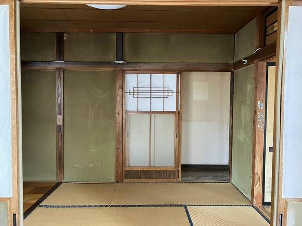 detached 山形県長井市清水町１丁目

地図を見る