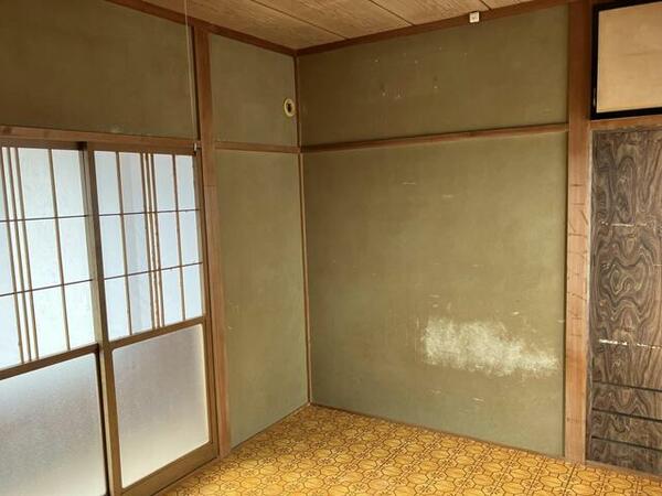 detached 山形県長井市清水町１丁目

地図を見る