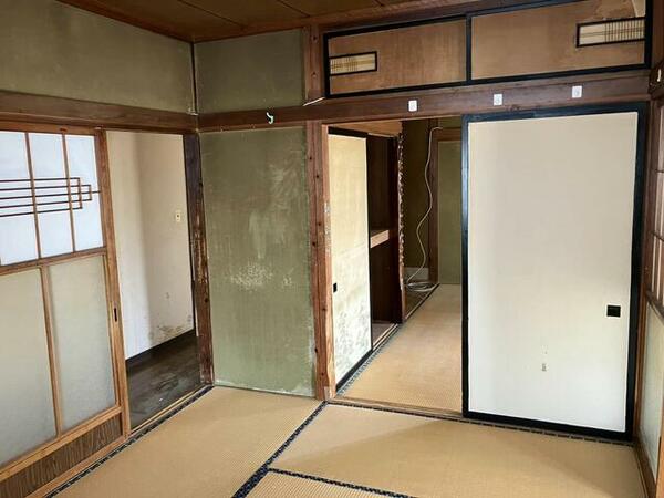 detached 山形県長井市清水町１丁目

地図を見る