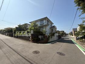 神奈川県横浜市金沢区富岡西６丁目