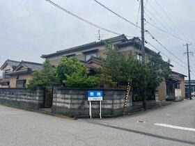 富山県高岡市中曽根