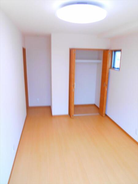 detached 東京都東久留米市神宝町１丁目

地図を見る