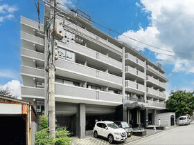 福岡県福岡市南区大楠１丁目