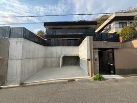 兵庫県神戸市東灘区西岡本７丁目