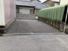 高知県高知市丸池町