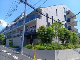 東京都中野区本町２丁目