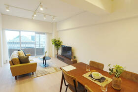 エルグランデ豊田