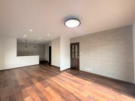 愛媛県松山市湯の山５丁目