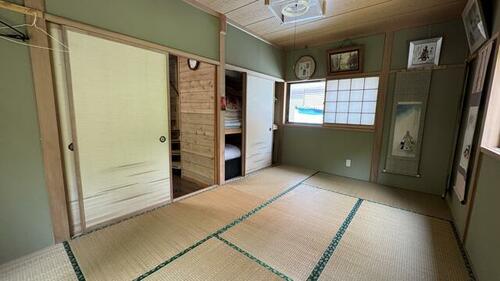 detached 山梨県北杜市長坂町大井ヶ森