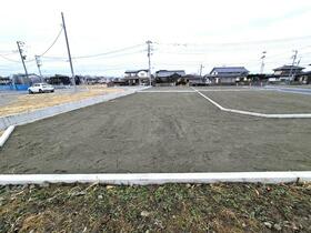 山梨県中央市西花輪