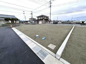 山梨県中央市西花輪