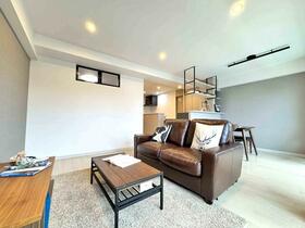 北海道札幌市西区山の手一条３丁目