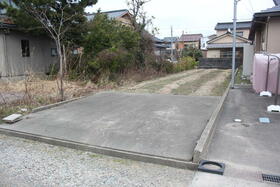 富山県高岡市関本町