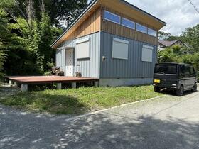 山梨県北杜市長坂町小荒間