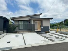 佐賀県小城市三日月町久米