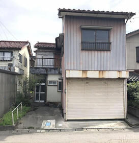 富山県氷見市柳田