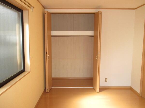 detached 宮城県東松島市赤井字川前四番

地図を見る