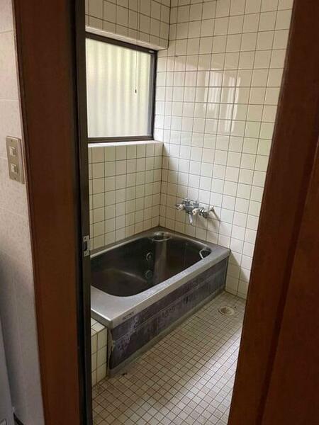 detached 群馬県みどり市大間々町塩原

地図を見る