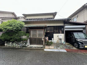 愛媛県松山市勝岡町