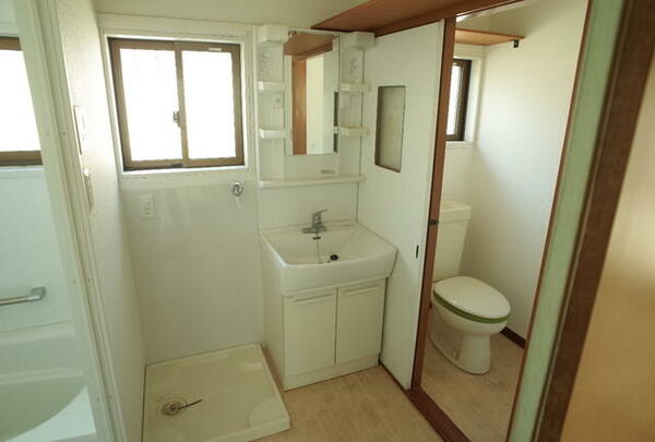 detached 東京都立川市若葉町３丁目

地図を見る