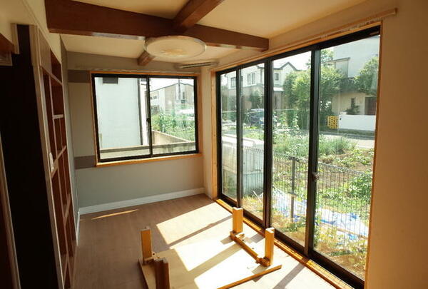 detached 東京都立川市若葉町３丁目

地図を見る