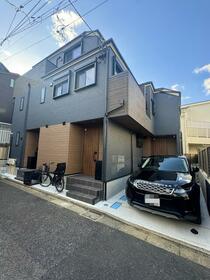 東京都世田谷区代田５丁目