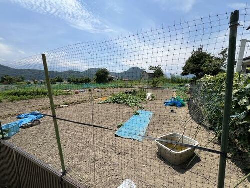 Land, 山梨県 西八代郡市