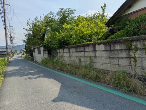 Land, Gose, Nara