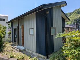 静岡県静岡市葵区大岩３丁目