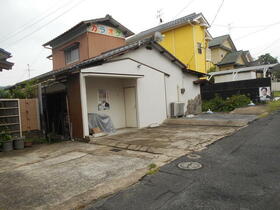 福岡県北九州市小倉南区長行東２丁目