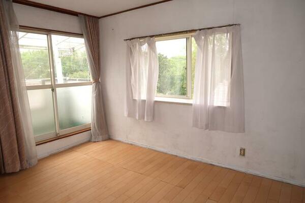 detached 埼玉県比企郡吉見町大字南吉見

地図を見る