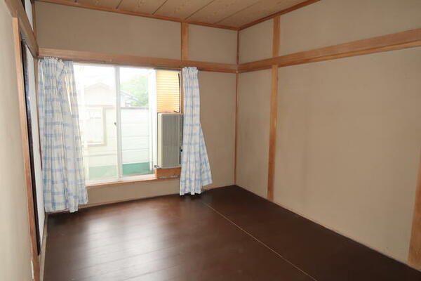 detached 埼玉県比企郡吉見町大字南吉見

地図を見る