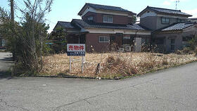 富山県高岡市荻布鶴寄町