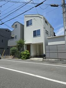 神奈川県横浜市中区新山下１丁目