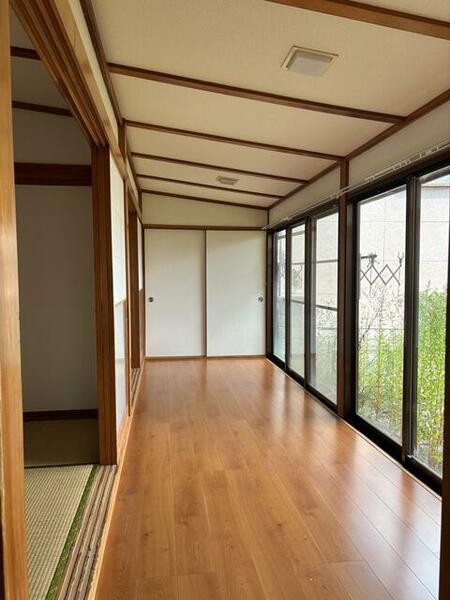 detached 山形県長井市清水町１丁目

地図を見る