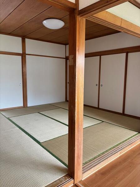 detached 山形県長井市清水町１丁目

地図を見る