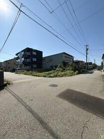石川県金沢市西泉６丁目