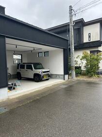 石川県小松市沖町