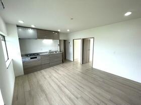 神奈川県横浜市神奈川区三ツ沢下町