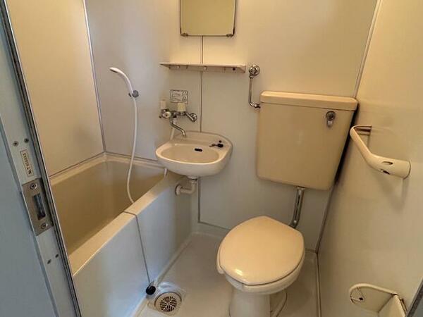 apartment 山形県西置賜郡白鷹町大字荒砥乙１０２７－３５